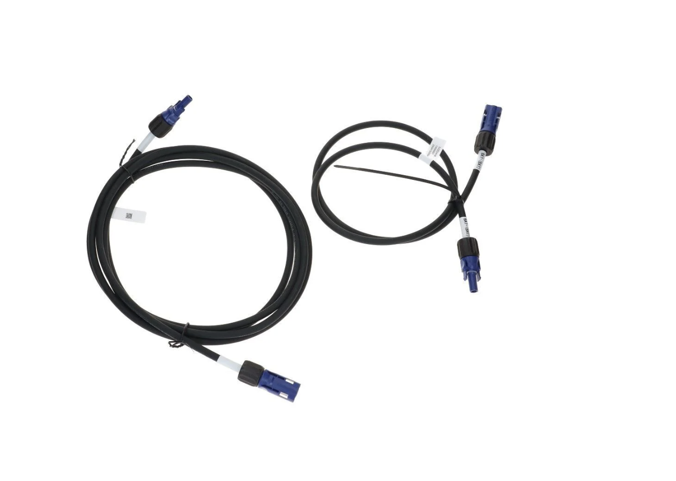AlphaESS kabels tussen twee kolommen 3.8S batterij met G3